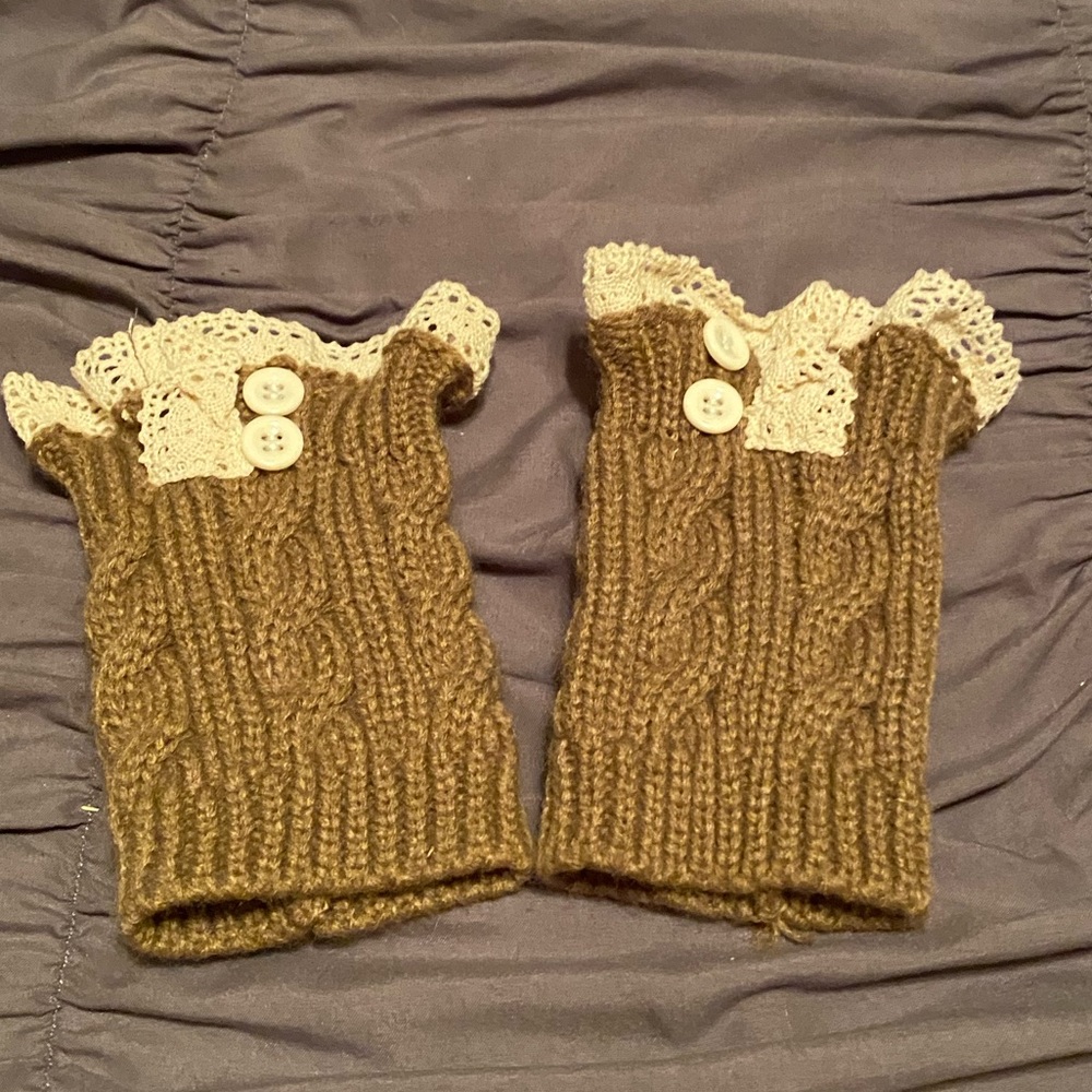 Boot accent faux socks